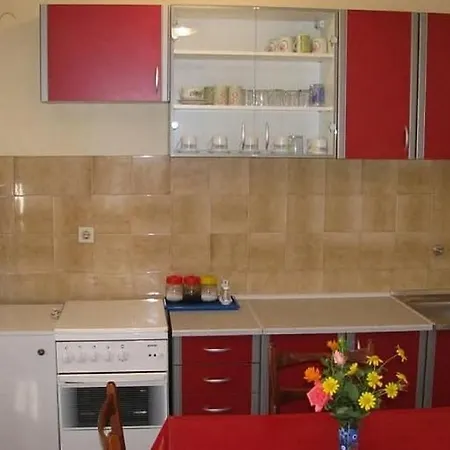 With Parking Space Bilo, - 25283 Apartment