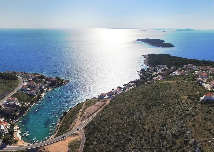 Apartment With Parking Space Bilo, - 25283 Primosten